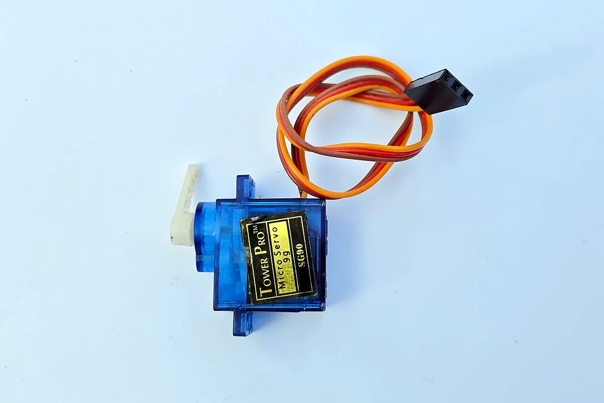 Micro Servo SG90 9g